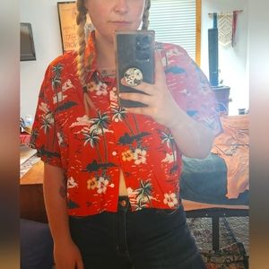 NWOT Cropped Short Sleeve Button Down Hiwaiin Tropical Beach Shirt